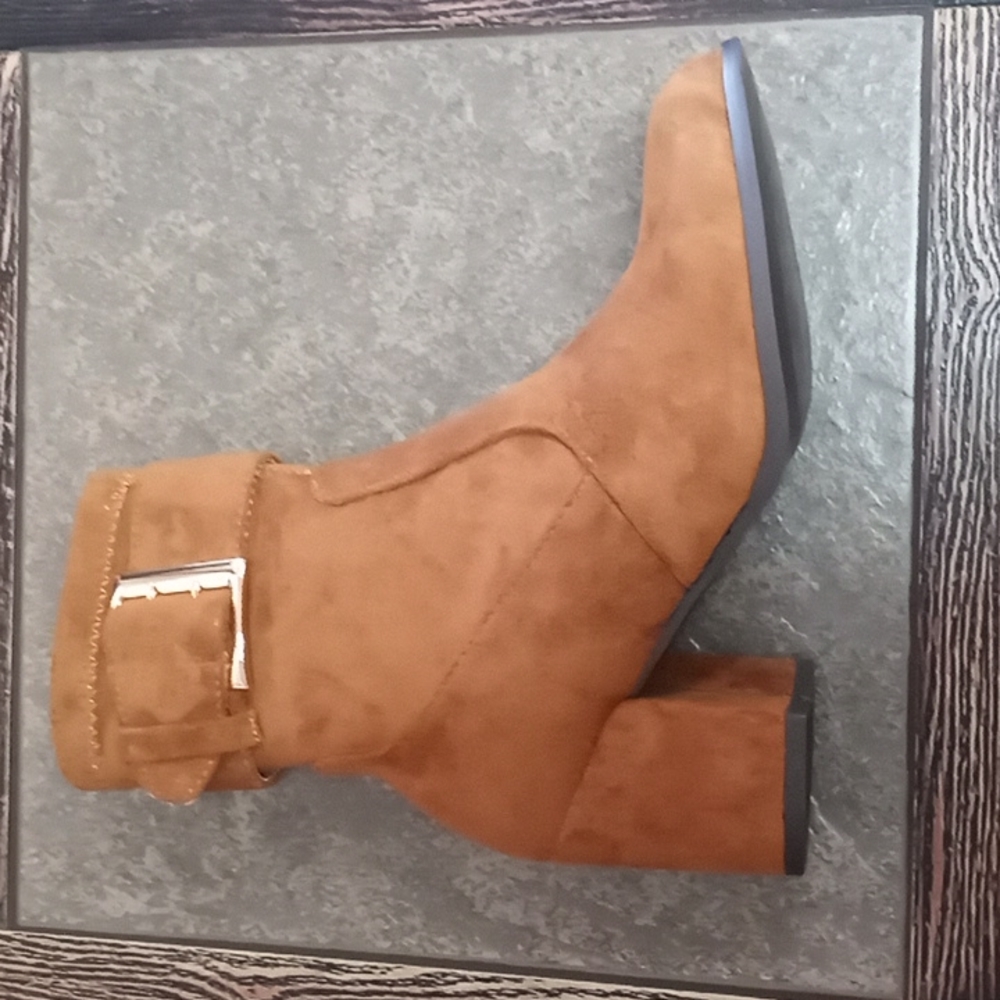 Boots 👢